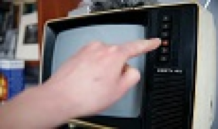 Определены размеры штрафов для телеканалов за пропаганду войны и агрессии