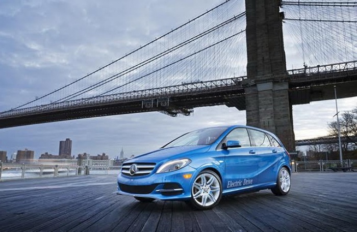 Mercedes-Benz инвестирует $1 млрд в производство электрокаров в США