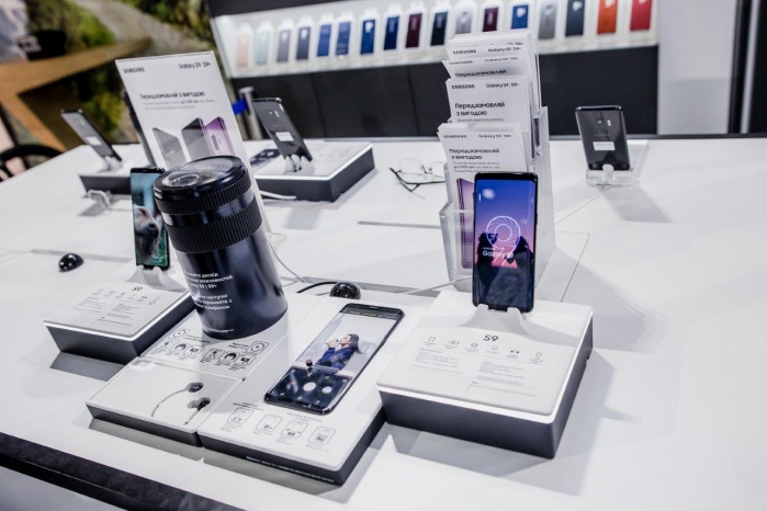 Дев'ять основних переваг Galaxy S9 та S9+