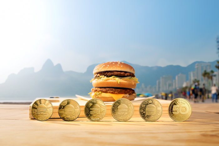 МакДональдз представляє лімітований випуск колекційних монет MacCoin для святкування 50-річчя Біг Мак