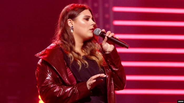 Український гурт KAZKA анонсував вихід нової пісні і закликав шанувальників допомогти онкохворим дітям