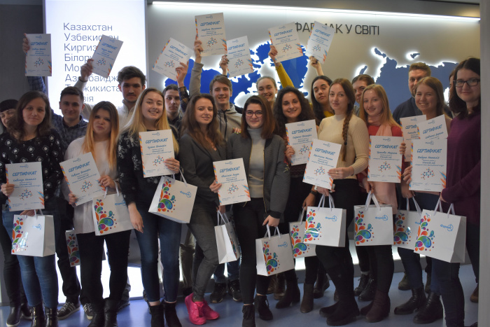 Компания «Фармак» получила Премию HR-бренд – 2021