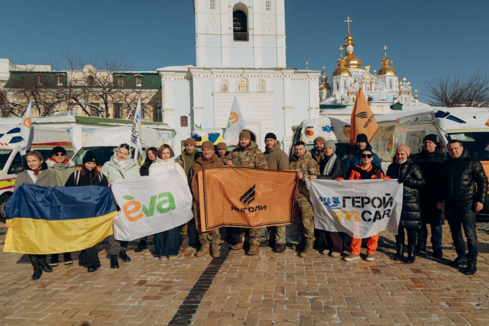 Більше шансів зберегти здоров’я та життя: «Янголам» передали авто для евакуації поранених