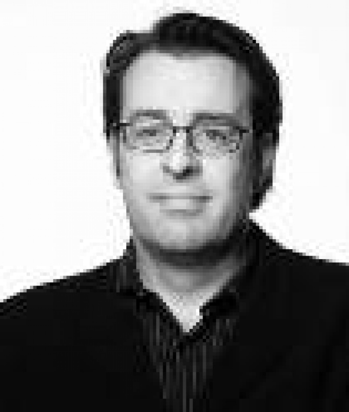 Приобретение аудиторий или их создание?