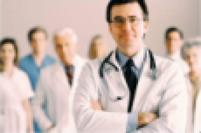 Кабмин собирается запретить врачам появляться в рекламных сюжетах