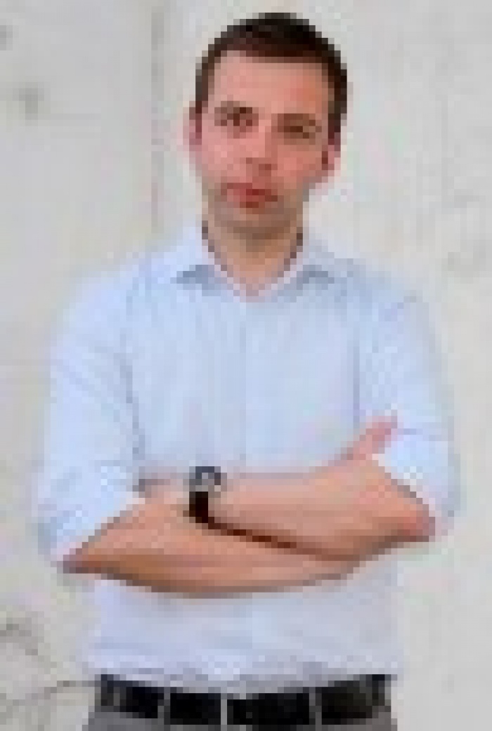 «Cимбиоз теории с практическим опытом стратегического и операционного маркетинга»