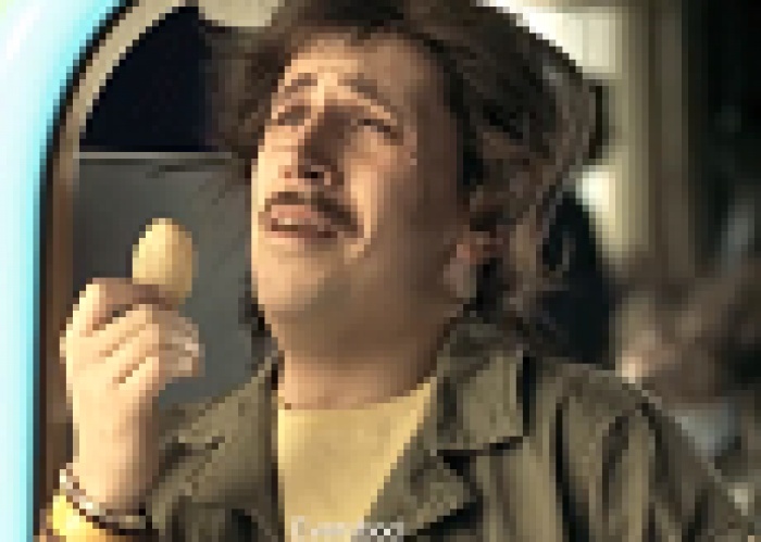 Усі ридають, бо дуже гостро..